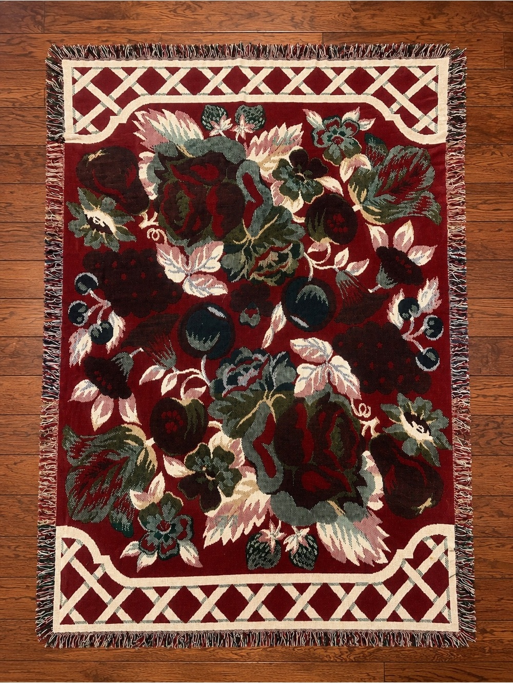 Vintage Reversible Floral Woven Tapestry Throw Blanket – 67” × 45” – Fringed